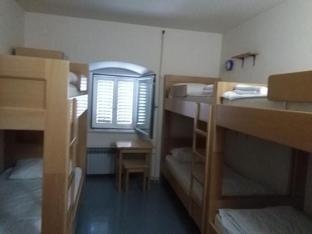 Hi Hostel Rijeka Zewnętrze zdjęcie