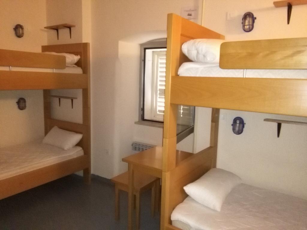 Hi Hostel Rijeka Zewnętrze zdjęcie